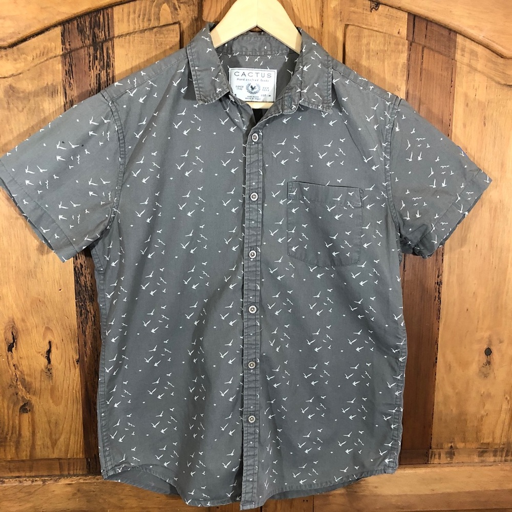 Men's Cactus Grey Casual Button Down Shirt Size M